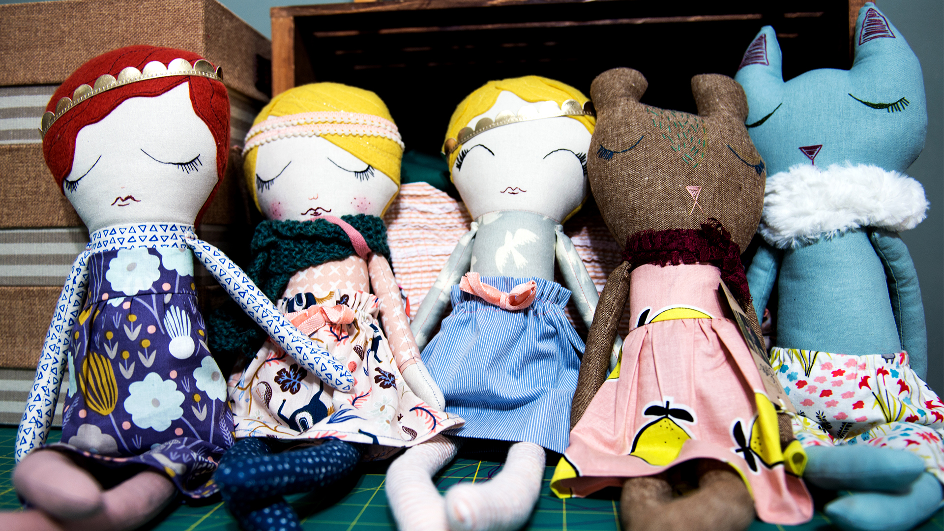 thread-plus-love-doll-maker